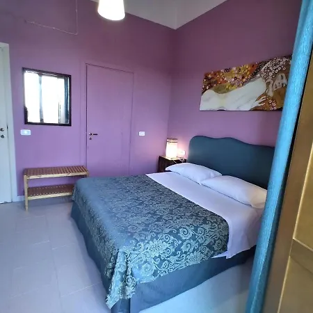 Bed & Breakfast Afra